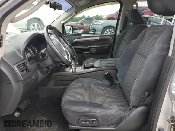 ✅ 2010 Nissan Armada SE • VIN: 5N1AA0NC9AN612993 • Lot: 64253765. Wystawiony na Copart z przebiegiem 180 255 mil. Bezpłatny archiwum sprzedaży aukcyjnych z USA i szczegółowy raport historii pojazdu na DreamBid. Zdjęcie 7.