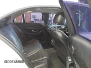 ✅ 2016 Mercedes-Benz C 300 • VIN: 55SWF4JB4GU119115 • Lot: 42258426. Wystawiony na IAAI z przebiegiem 88 765 mil. Bezpłatny archiwum sprzedaży aukcyjnych z USA i szczegółowy raport historii pojazdu na DreamBid. Zdjęcie 8.