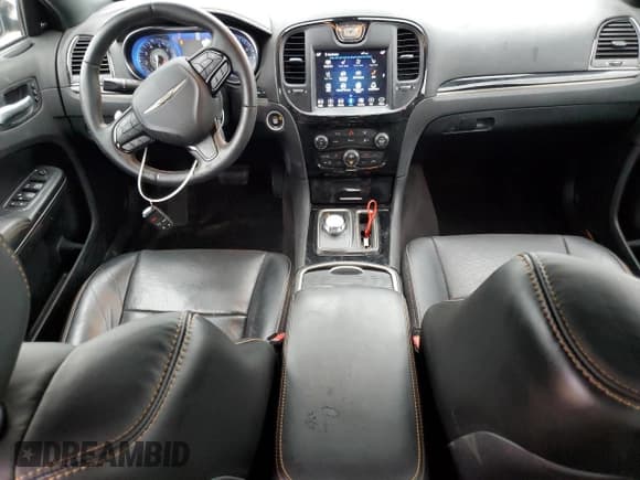 ✅ 2019 Chrysler 300 S • VIN: 2C3CCAGG2KH524170 • Lot: 56948474. Listed on Copart with 52,050 mi. Free auction sales archive from the USA and detailed vehicle history report at DreamBid. Image 8.