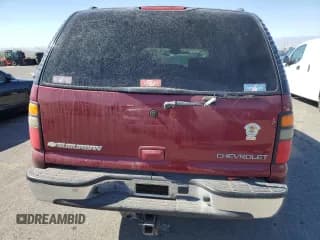 ✅ 2004 Chevrolet Suburban Z71 • VIN: 3GNFK16TX4G327798 • Lot: 73581034. Wystawiony na Copart z przebiegiem 272 676 mil. Bezpłatny archiwum sprzedaży aukcyjnych z USA i szczegółowy raport historii pojazdu na DreamBid. Zdjęcie 6.