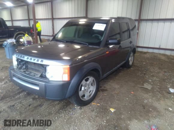 ✅ 2006 Land Rover LR3 • VIN: SALAD24456A349023 • Lot: 41557995. Listed on IAAI with 165,928 mi. Free auction sales archive from the USA and detailed vehicle history report at DreamBid. Image 2.