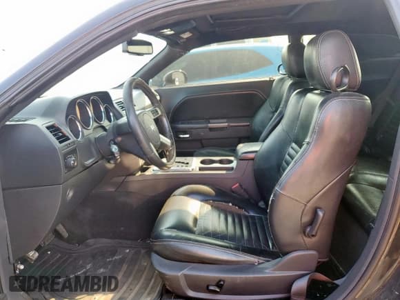 ✅ 2009 Dodge Challenger R/T • VIN: 2B3LJ54T69H510228 • Lot: 68282705. Listed on Copart with Not provided. Free auction sales archive from the USA and detailed vehicle history report at DreamBid. Image 7.