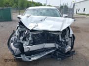 ✅ 2015 Toyota Highlander LE Plus • VIN: 5TDZKRFH8FS084089 • Lot: 42290597. Wystawiony na IAAI z przebiegiem 98 261 mil. Bezpłatny archiwum sprzedaży aukcyjnych z USA i szczegółowy raport historii pojazdu na DreamBid. Zdjęcie 13.