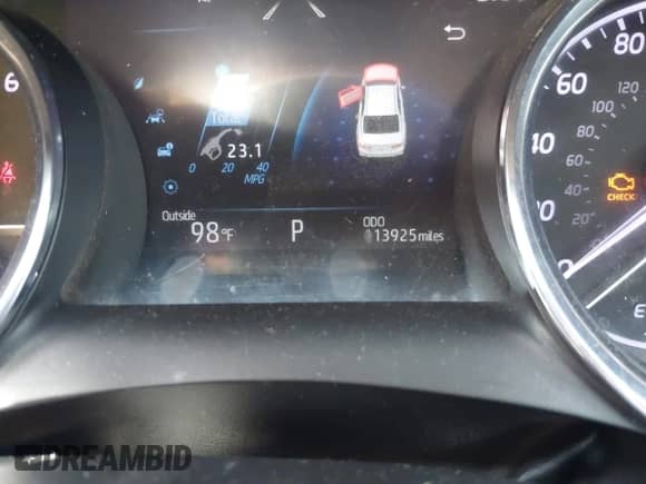 2020 Toyota Camry SE with VIN 4T1G11BK3LU007582, listed as a IAAI auction lot 42414113 with 113,925 mi miles and . Bid and sale history available at DreamBid. Image 7.