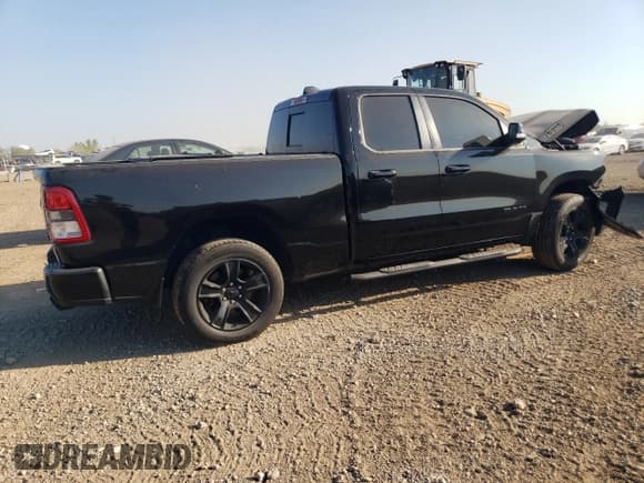 ✅ 2021 Ram 1500 Big Horn • VIN: 1C6SRFBT8MN696535 • Lot: 81989255. Wystawiony na Copart z przebiegiem 110 070 mil. Bezpłatny archiwum sprzedaży aukcyjnych z USA i szczegółowy raport historii pojazdu na DreamBid. Zdjęcie 3.