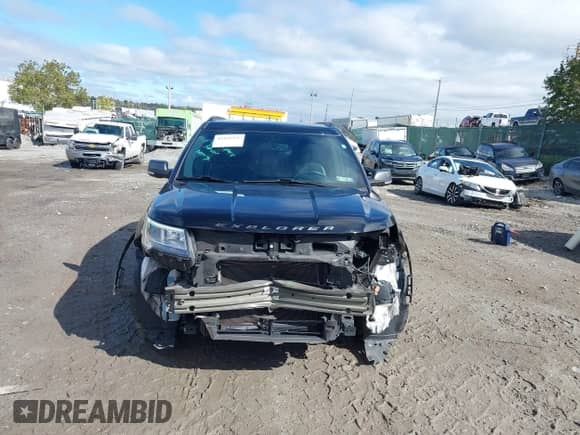 2018 Ford Explorer XLT с VIN 1FM5K7D82JGC89914, выставлен на аукционе IAAI как лот 43425770 с пробегом 73 636 миль миль и . История ставок и продаж доступна на DreamBid. Изображение 12.