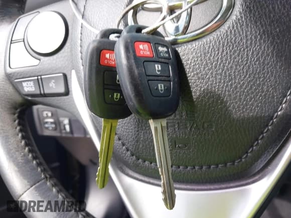 ✅ 2018 Toyota Corolla L • VIN: 2T1BURHE6JC043976 • Lot: 42251434. Listed on IAAI with 113,315 mi. Free auction sales archive from the USA and detailed vehicle history report at DreamBid. Image 11.