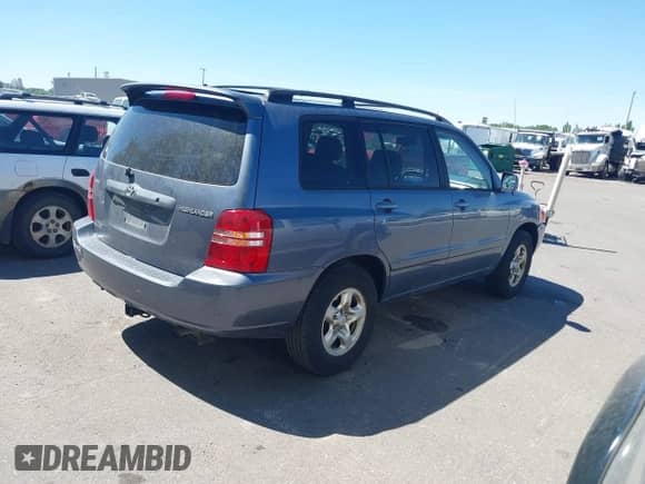2002 Toyota Highlander with VIN JTEGD21A920041599, listed as a IAAI auction lot 42453160 with 215,398 mi miles and . Bid and sale history available at DreamBid. Image 4.