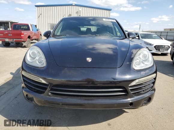 ✅ 2014 Porsche Cayenne Diesel • VIN: WP1AF2A28ELA82322 • Lot: 80361215. Wystawiony na Copart z przebiegiem 149 626 mil. Bezpłatny archiwum sprzedaży aukcyjnych z USA i szczegółowy raport historii pojazdu na DreamBid. Zdjęcie 5.