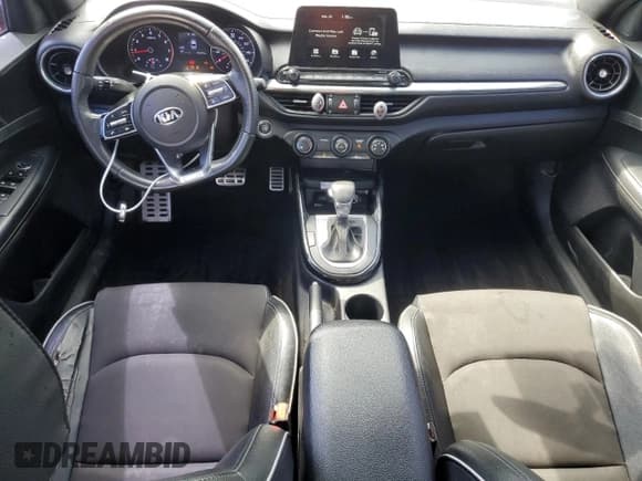 ✅ 2020 Kia Forte GT-Line • VIN: 3KPF34AD4LE253845 • Lot: 84386685. Listed on Copart with 156,074 mi. Free auction sales archive from the USA and detailed vehicle history report at DreamBid. Image 8.