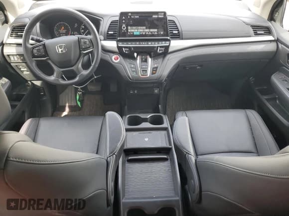 ✅ 2025 Honda Odyssey EX-L • VIN: 5FNRL6H62SB019728 • Lot: 84350395. Wystawiony na Copart z przebiegiem 5 169 mil. Bezpłatny archiwum sprzedaży aukcyjnych z USA i szczegółowy raport historii pojazdu na DreamBid. Zdjęcie 8.