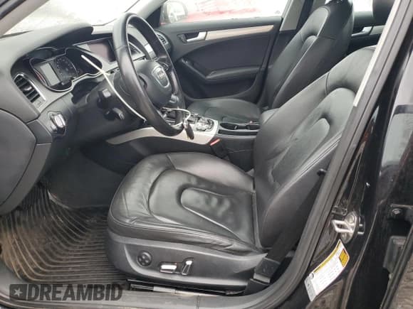 ✅ 2014 Audi A4 Premium Plus • VIN: WAUFFAFL8EN016714 • Лот: 82759985. Опубликован ранее на Copart с пробегом Не указан. Бесплатный доступ к архиву аукционных продаж из США и подробный отчёт об истории автомобиля на DreamBid. Изображение 7.