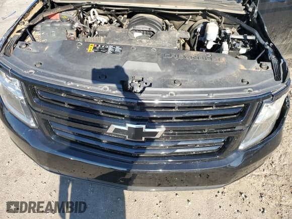 ✅ 2020 Chevrolet Tahoe LT • VIN: 1GNSCBKC9LR170299 • Lot: 86666955. Wystawiony na Copart z przebiegiem 85 330 mil. Bezpłatny archiwum sprzedaży aukcyjnych z USA i szczegółowy raport historii pojazdu na DreamBid. Zdjęcie 12.