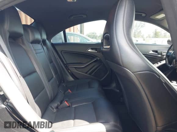2015 Mercedes-Benz CLA 250 with VIN WDDSJ4EB7FN163737, listed as a IAAI auction lot 43090171 with 121,104 mi miles and . Bid and sale history available at DreamBid. Image 8.
