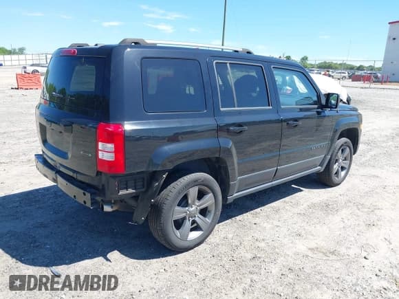 ✅ 2017 Jeep Patriot Sport • VIN: 1C4NJPBA3HD189751 • Lot: 42335625. Listed on IAAI with 70,000 mi. Free auction sales archive from the USA and detailed vehicle history report at DreamBid. Image 4.