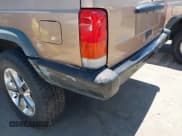 ✅ 1999 Jeep Cherokee SE • VIN: 1J4FF28S4XL592788 • Lot: 42560002. Listed on IAAI with 189,258 mi. Free auction sales archive from the USA and detailed vehicle history report at DreamBid. Image 15.