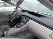 ✅ 2011 Toyota Prius III • VIN: JTDKN3DU5B0324847 • Lot: 43761938. Wystawiony na IAAI z przebiegiem 169 777 mil. Bezpłatny archiwum sprzedaży aukcyjnych z USA i szczegółowy raport historii pojazdu na DreamBid. Zdjęcie 5.