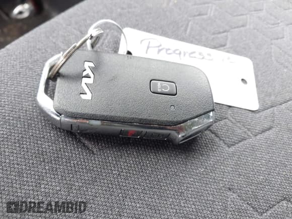 ✅ 2024 Kia Seltos S • VIN: KNDEUCAA4R7652532 • Lot: 43575880. Wystawiony na IAAI z przebiegiem 10 615 mil. Bezpłatny archiwum sprzedaży aukcyjnych z USA i szczegółowy raport historii pojazdu na DreamBid. Zdjęcie 11.