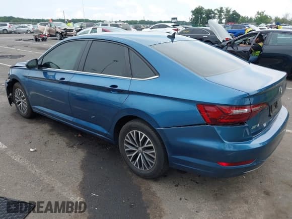 ✅ 2021 Volkswagen Jetta S • VIN: 3VWC57BUXMM086358 • Lot: 42998345. Wystawiony na IAAI z przebiegiem 59 640 mil. Bezpłatny archiwum sprzedaży aukcyjnych z USA i szczegółowy raport historii pojazdu na DreamBid. Zdjęcie 3.