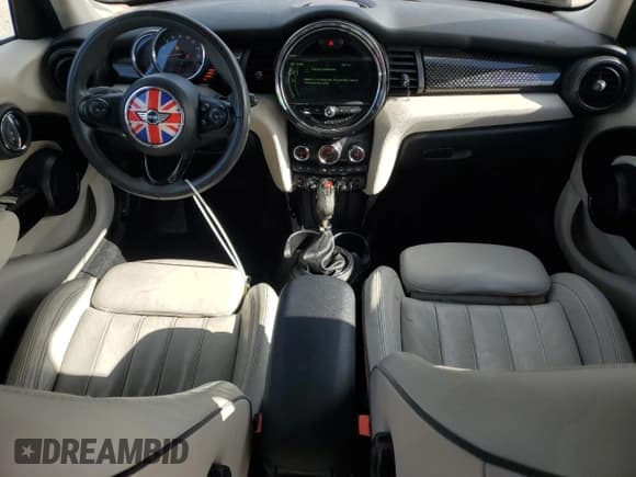 ✅ 2017 MINI Hardtop 4 Door Cooper S • VIN: WMWXU3C33H2F49279 • Lot: 71969455. Listed on Copart with 65,793 mi. Free auction sales archive from the USA and detailed vehicle history report at DreamBid. Image 8.