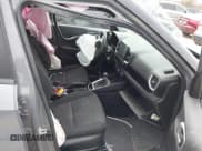 ✅ 2021 Hyundai Venue SE • VIN: KMHRB8A39MU068865 • Lot: 41619588. Listed on IAAI with 76,058 mi. Free auction sales archive from the USA and detailed vehicle history report at DreamBid. Image 5.