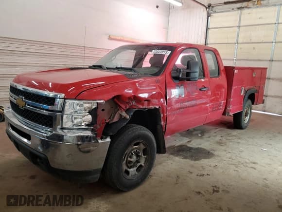 ✅ 2011 Chevrolet Silverado 2500HD • VIN: 1GB2KVCG7BZ444827 • Лот: 72022815. Опубликован ранее на Copart с пробегом 174 638 миль. Бесплатный доступ к архиву аукционных продаж из США и подробный отчёт об истории автомобиля на DreamBid. Изображение 1.