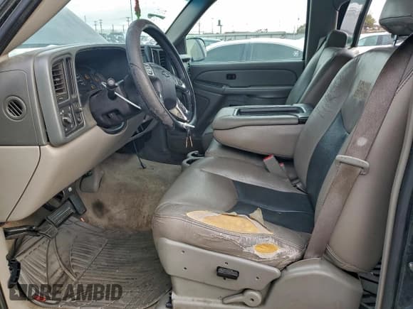 ✅ 2005 Chevrolet Tahoe LS • VIN: 1GNEC13V15R254501 • Lot: 95501555. Listed on Copart with 170,417 mi. Free auction sales archive from the USA and detailed vehicle history report at DreamBid. Image 7.