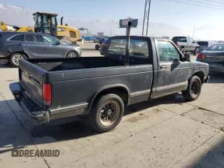 ✅ 1992 Chevrolet S-10 • VIN: 1GCCS14R1N8208418 • Лот: 83443164. Опубликован ранее на Copart с пробегом 238 341 миль. Бесплатный доступ к архиву аукционных продаж из США и подробный отчёт об истории автомобиля на DreamBid. Изображение 3.