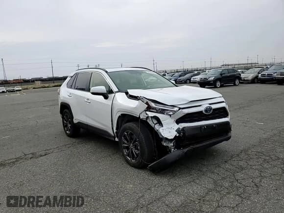 ✅ 2023 Toyota RAV4 Hybrid XLE Premium • VIN: JTMB6RFV4PD542820 • Лот: 84806085. Опубликован ранее на Copart с пробегом 31 306 миль. Бесплатный доступ к архиву аукционных продаж из США и подробный отчёт об истории автомобиля на DreamBid. Изображение 15.