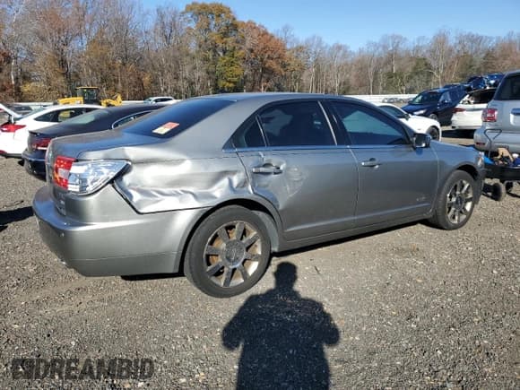 ✅ 2009 Lincoln MKZ • VIN: 3LNHM28T49R613832 • Lot: 92481665. Listed on Copart with 86,381 mi. Free auction sales archive from the USA and detailed vehicle history report at DreamBid. Image 3.