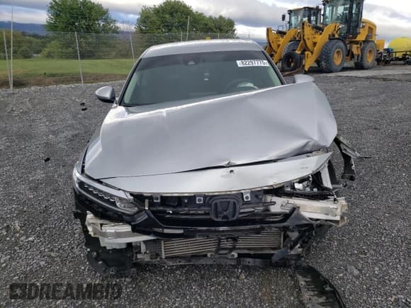 ✅ 2022 Honda Accord LX • VIN: 1HGCV1F15NA064977 • Lot: 82297775. Listed on Copart with 36,978 mi. Free auction sales archive from the USA and detailed vehicle history report at DreamBid. Image 5.