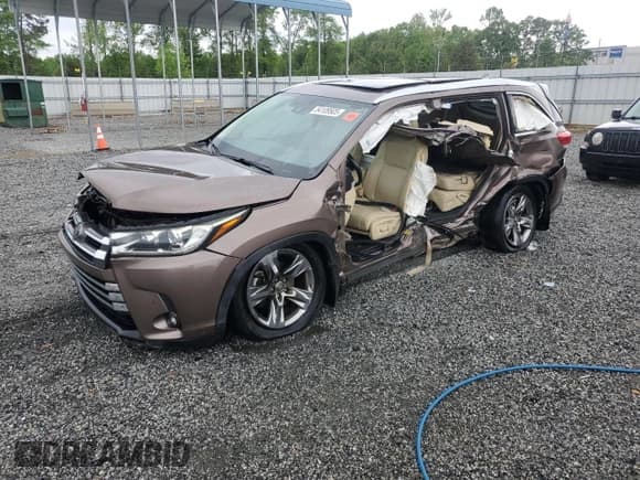 ✅ 2018 Toyota Highlander Limited • VIN: 5TDDZRFH6JS832904 • Lot: 54109505. Wystawiony na Copart z przebiegiem Nie podano. Bezpłatny archiwum sprzedaży aukcyjnych z USA i szczegółowy raport historii pojazdu na DreamBid. Zdjęcie 1.