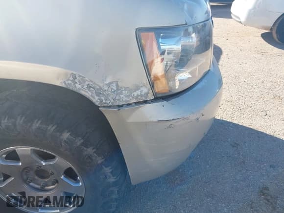 ✅ 2007 Chevrolet Tahoe LT • VIN: 1GNFC13067R228696 • Lot: 43803901. Listed on IAAI with 303,489 mi. Free auction sales archive from the USA and detailed vehicle history report at DreamBid. Image 6.