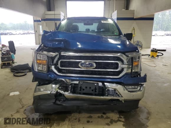 ✅ 2022 Ford F-150 XLT • VIN: 1FTFW1ED4NFA56456 • Lot: 67723165. Wystawiony na Copart z przebiegiem 31 574 mil. Bezpłatny archiwum sprzedaży aukcyjnych z USA i szczegółowy raport historii pojazdu na DreamBid. Zdjęcie 5.