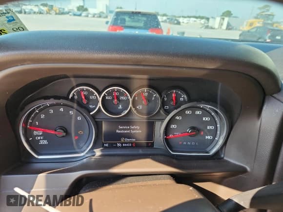 ✅ 2019 Chevrolet Silverado 1500 LT • VIN: 1GCRWCED4KZ191715 • Lot: 80177235. Wystawiony na Copart z przebiegiem 84 433 mil. Bezpłatny archiwum sprzedaży aukcyjnych z USA i szczegółowy raport historii pojazdu na DreamBid. Zdjęcie 9.