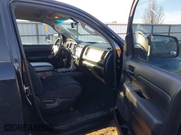 ✅ 2011 Toyota Tundra • VIN: 5TFDY5F16BX205128 • Lot: 41688258. Wystawiony na IAAI z przebiegiem 124 125 mil. Bezpłatny archiwum sprzedaży aukcyjnych z USA i szczegółowy raport historii pojazdu na DreamBid. Zdjęcie 5.