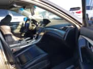 ✅ 2010 Acura TL Technology • VIN: 19UUA9F57AA007031 • Lot: 42800494. Listed on IAAI with 165,322 mi. Free auction sales archive from the USA and detailed vehicle history report at DreamBid. Image 5.