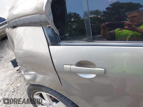 ✅ 2004 Nissan Maxima SL • VIN: 1N4BA41E84C908150 • Lot: 42859146. Listed on IAAI with Not provided. Free auction sales archive from the USA and detailed vehicle history report at DreamBid. Image 8.