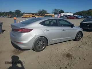 ✅ 2017 Hyundai Elantra SE • VIN: 5NPD84LF6HH026733 • Lot: 84793735. Wystawiony na Copart z przebiegiem 123 508 mil mil. Skorzystaj z bezpłatnego archiwum sprzedaży aukcyjnych z USA i zobacz szczegółowy raport historii pojazdu na DreamBid. Zdjęcie 3.