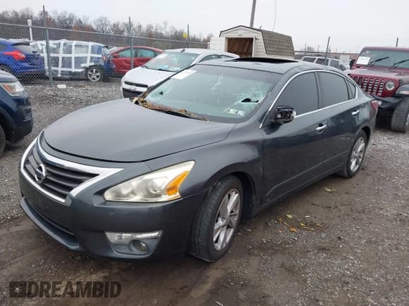 ✅ 2013 Nissan Altima SV • VIN: 1N4AL3AP5DC917132 • Lot: 43731853. Wystawiony na IAAI z przebiegiem 92 710 mil. Bezpłatny archiwum sprzedaży aukcyjnych z USA i szczegółowy raport historii pojazdu na DreamBid. Zdjęcie 2.