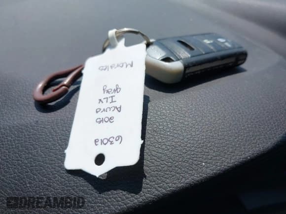 ✅ 2015 Acura ILX • VIN: 19VDE1F3XFE008044 • Lot: 42875028. Listed on IAAI with 105,457 mi. Free auction sales archive from the USA and detailed vehicle history report at DreamBid. Image 11.