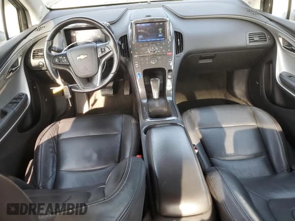 ✅ 2013 Chevrolet Volt • VIN: 1G1RF6E49DU141189 • Lot: 83547904. Wystawiony na Copart z przebiegiem 147 796 mil. Bezpłatny archiwum sprzedaży aukcyjnych z USA i szczegółowy raport historii pojazdu na DreamBid. Zdjęcie 8.