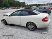 ✅ 2007 Mercedes-Benz CLK 350 • VIN: WDBTK56F27F214459 • Lot: 62779565. Wystawiony na Copart z przebiegiem 98 588 mil. Bezpłatny archiwum sprzedaży aukcyjnych z USA i szczegółowy raport historii pojazdu na DreamBid. Zdjęcie 2.