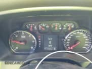 ✅ 2018 Chevrolet Silverado 1500 Work Truck • VIN: 3GCUKNEC0JG640413 • Lot: 43582205. Wystawiony na IAAI z przebiegiem 65 365 mil. Bezpłatny archiwum sprzedaży aukcyjnych z USA i szczegółowy raport historii pojazdu na DreamBid. Zdjęcie 7.