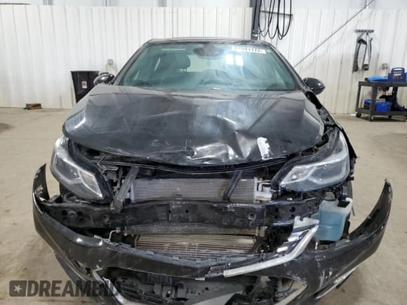 ✅ 2017 Chevrolet Cruze Premier • VIN: 3G1BF6SM5HS615263 • Lot: 68941172. Listed on Copart with 71,179 mi. Free auction sales archive from the USA and detailed vehicle history report at DreamBid. Image 5.