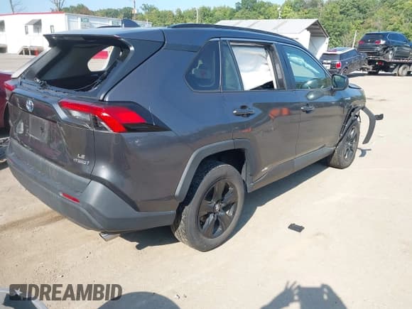 ✅ 2021 Toyota RAV4 Hybrid LE • VIN: 4T3L6RFV1MU022402 • Лот: 43272677. Опубликован ранее на IAAI с пробегом 155 362 миль. Бесплатный доступ к архиву аукционных продаж из США и подробный отчёт об истории автомобиля на DreamBid. Изображение 4.