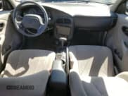 ✅ 2002 Saturn SL • VIN: 1G8ZK54772Z130842 • Лот: 84471205. Опубликован ранее на Copart с пробегом 65 826 миль. Бесплатный доступ к архиву аукционных продаж из США и подробный отчёт об истории автомобиля на DreamBid. Изображение 8.