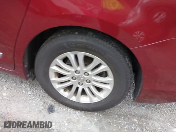 ✅ 2013 Toyota Sienna XLE • VIN: 5TDYK3DC5DS290936 • Lot: 43532494. Listed on IAAI with 174,757 mi. Free auction sales archive from the USA and detailed vehicle history report at DreamBid. Image 12.