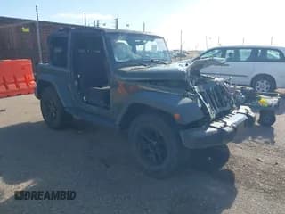 ✅ 2015 Jeep Wrangler Sport • VIN: 1C4AJWAG3FL592968 • Lot: 43046797. Wystawiony na IAAI z przebiegiem 131 013 mil. Bezpłatny archiwum sprzedaży aukcyjnych z USA i szczegółowy raport historii pojazdu na DreamBid. Zdjęcie 1.
