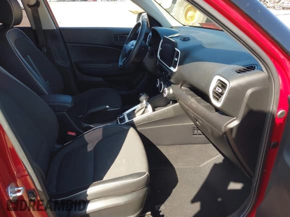 ✅ 2022 Hyundai Venue Limited • VIN: KMHRC8A35NU203757 • Лот: 40547869. Опубликован ранее на IAAI с пробегом 83 288 миль. Бесплатный доступ к архиву аукционных продаж из США и подробный отчёт об истории автомобиля на DreamBid. Изображение 5.